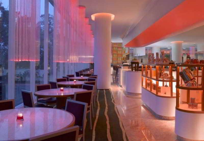 Jw Marriott Hotel Medan Kültér fotó